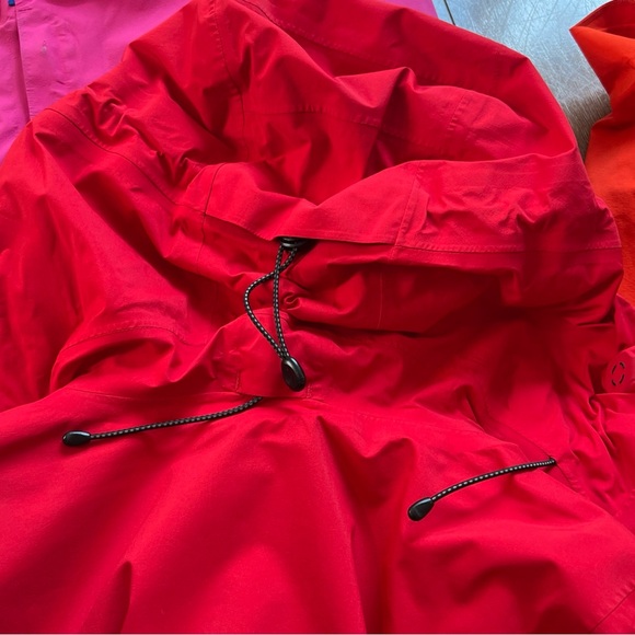 Burton AK 2L Kimmy Fasani Goretex Anorak Jacket - Picture 15 of 16